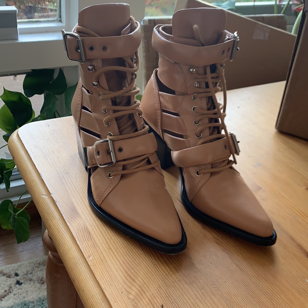 Chloe “Rylee” booties nude 39.5 (fits 8.5/9)